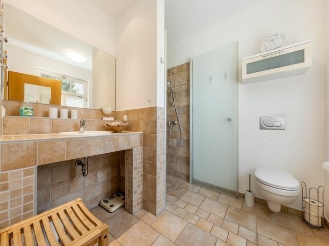 Ferienhaus in Garz - Familienferienhaus R&uuml;genbrise gemeinsames Urlauben mit Steg auf R&uuml;gen - Bild 9