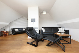 Strandstra&szlig;e 2 Treibgut