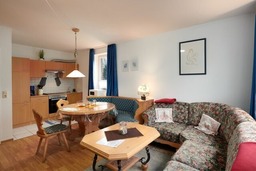 Am Ehrenmal 2 Strandgut