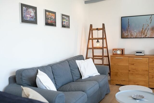 Ferienhaus in Lenste - Rosengarten am Feldrand - Bild 14