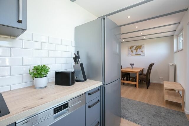 Ferienhaus in Lenste - Rosengarten am Feldrand - Bild 16