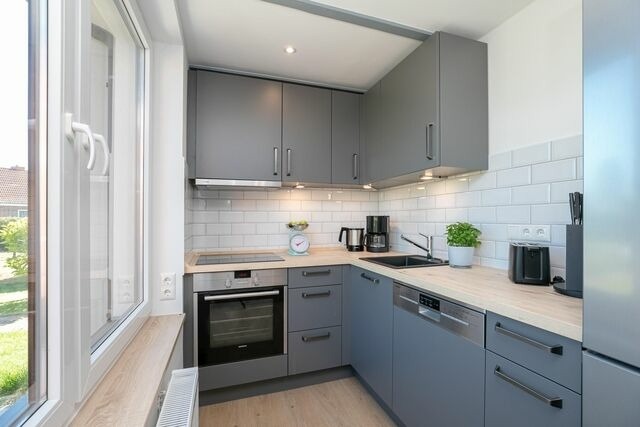 Ferienhaus in Lenste - Rosengarten am Feldrand - Bild 17