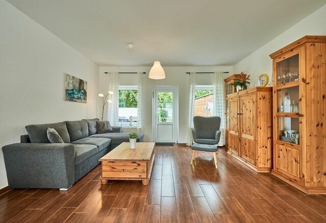 Ferienhaus in Fehmarn OT Petersdorf - Ferienbungalow LEO - Bild 2