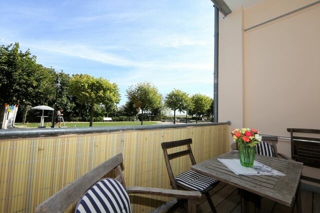 Ferienwohnung in Ahlbeck - (Brise) Villa Anna App. 02 - Bild 4