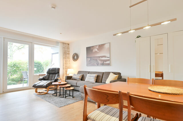 Ferienwohnung in Kellenhusen - "Sommertraum" im Strandhotel mit Terrasse - Bild 2