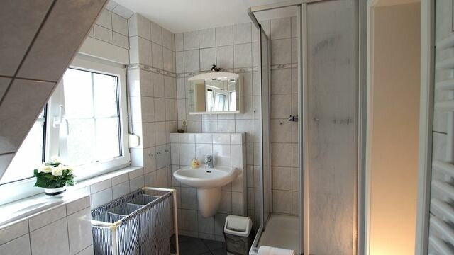 Ferienwohnung in Ostseeheilbad Zingst - Birkmaase 18 - Komfort FeWo im 4-Sterne-Ferienhaus Yvonne DG - Bild 8