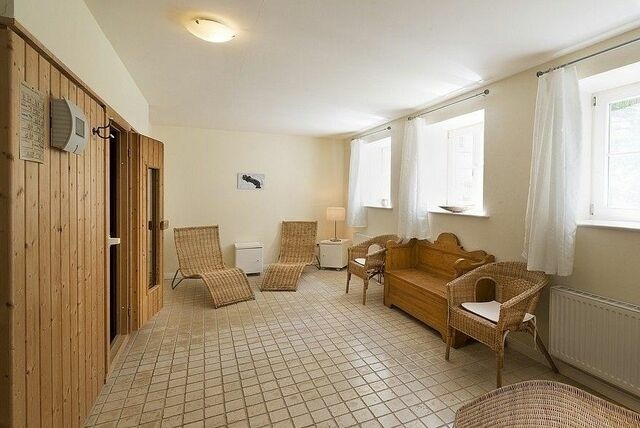 Ferienwohnung in Neuenkirchen (Rügen) - Ferienwohnung 5 am Wasser Gut Grubnow Rügen WLAN und Sauna - Bild 10