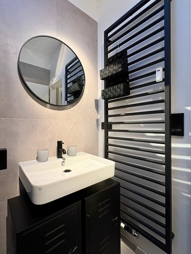 Ferienwohnung in Gr&ouml;mitz - Bretterbutze DESIGNBUTZE - 1. Reihe Strandallee - Bild 8