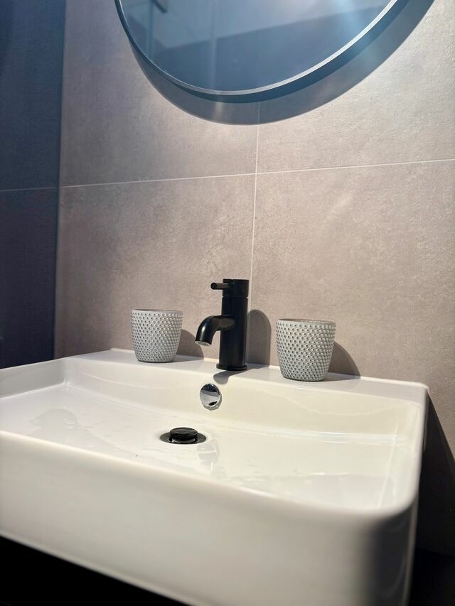 Ferienwohnung in Gr&ouml;mitz - Bretterbutze DESIGNBUTZE - 1. Reihe Strandallee - Bild 9