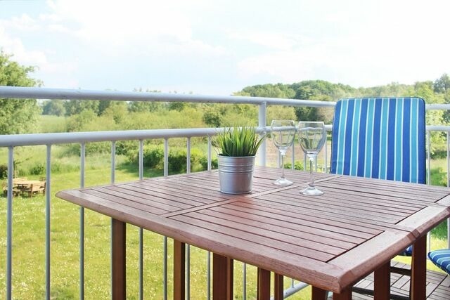 Ferienwohnung in Boltenhagen - Ferienwohnung Blau-Gelb - Bild 12