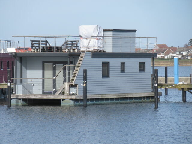 Ferienwohnung in Fehmarn - Hausboot Kaddi`s Sunshine - Huus & Meer - Bild 4