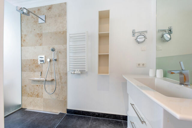 Ferienwohnung in Sellin - Villa Paula FeWo Silberm&ouml;we - Bild 17