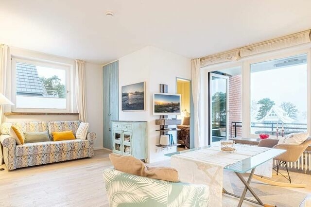 Ferienwohnung in Timmendorfer Strand - Ferienwohnung, Timmendorfer Strand, 2 Zimmer, 3 Personen, TV, Balkon, Meerblick, Nichtraucher, Pkw-Stellplatz - Bild 4