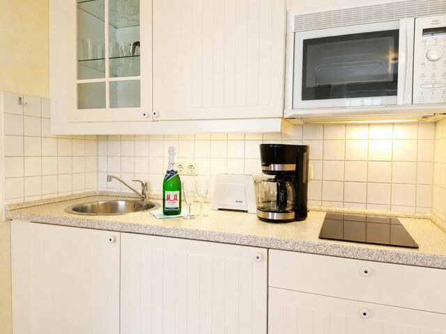 Ferienwohnung in K&uuml;hlungsborn - Strandstra&szlig;e 32 - 04-47 - Bild 3