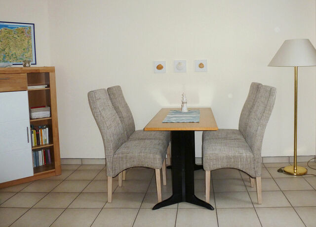 Ferienwohnung in K&uuml;hlungsborn - Ingeborg - 03-17 - Bild 2