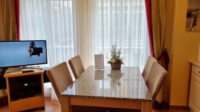 Ferienwohnung in K&uuml;hlungsborn - D&uuml;nenschloss - 02-14 inkl. Strandkorb - Bild 3