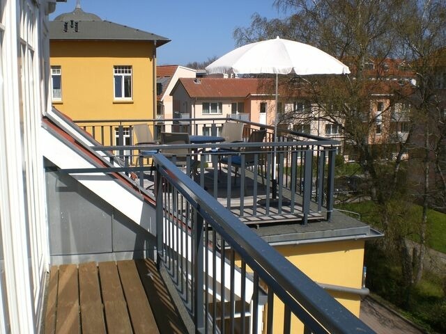 Ferienwohnung in K&uuml;hlungsborn - Sonnenresidenz II - 10-11 - Bild 2