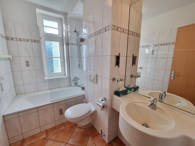 Ferienwohnung in K&uuml;hlungsborn - Waldhaus - 07-02 - Bild 4