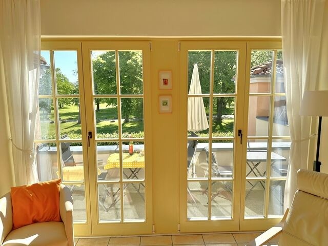 Ferienwohnung in K&uuml;hlungsborn - Unter den Kolonnaden - 27-17 inkl. Strandkorb - Bild 2