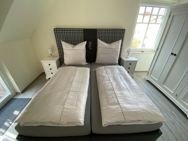 Ferienwohnung in K&uuml;hlungsborn - Ostseewelle - 33-23 inkl. Strandkorb - Bild 8