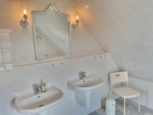 Ferienhaus in K&uuml;hlungsborn - Carola - 47-36 - Bild 14