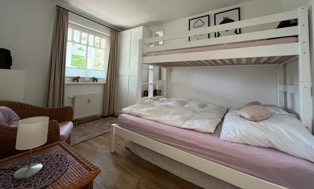 Ferienwohnung in K&uuml;hlungsborn - Strandstra&szlig;e 32 - 04-33 - Bild 2