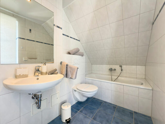 Ferienwohnung in Born a. Dar&szlig; - Haus am kleinen Hafen No 3 - Bild 12