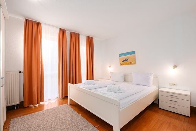 Ferienwohnung in Lobbe - Strandhaus Lobbe, Sanddorn Nr. 3 - Bade- & Erlebniswelt t&auml;glich inklusive - Bild 7