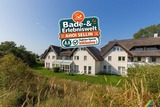 Ferienwohnung in Lobbe - Strandhaus Lobbe, Sanddorn Nr. 3 - Bade- & Erlebniswelt t&auml;glich inklusive - Bild 1