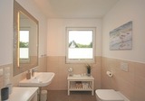 Ferienwohnung in Sellin - Haus Waldidyll, Windherz - Bade- & Erlebniswelt t&auml;glich inklusive - Bild 9