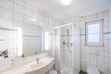 Ferienwohnung in Sellin - Ferienwohnung Margaretha App. 01 - Bade- & Erlebniswelt t&auml;glich inklusive - Bild 6