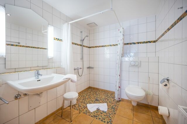 Ferienwohnung in Sellin - Ferienwohnung Margaretha, App. 12 - Bade- & Erlebniswelt t&auml;glich inklusive - Bild 14