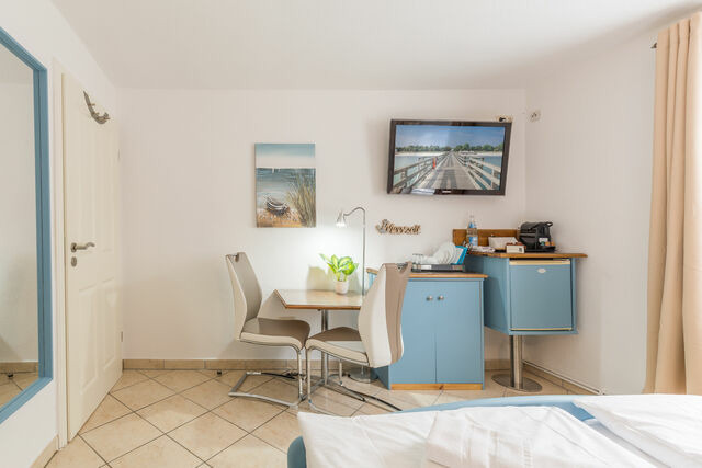 Ferienwohnung in Boltenhagen - Ferienhaus Am Leuchtturm, Ferienzimmer 2 "Seeschwalbe" - Bild 10