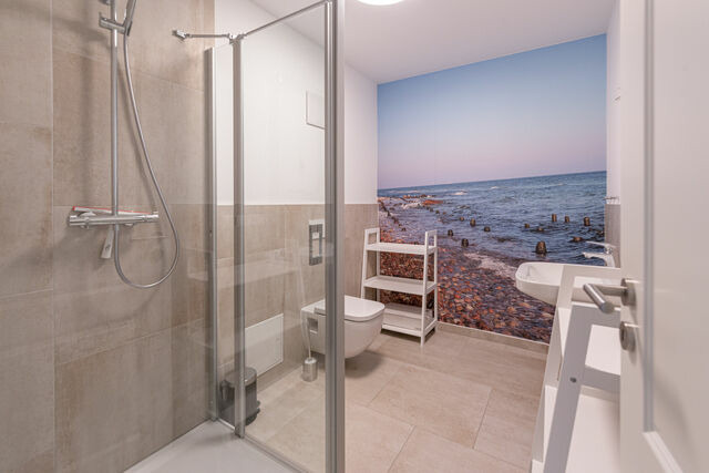 Ferienwohnung in Sellin - Haus Waldidyll, Strandklang - Bade- & Erlebniswelt t&auml;glich inklusive - Bild 17