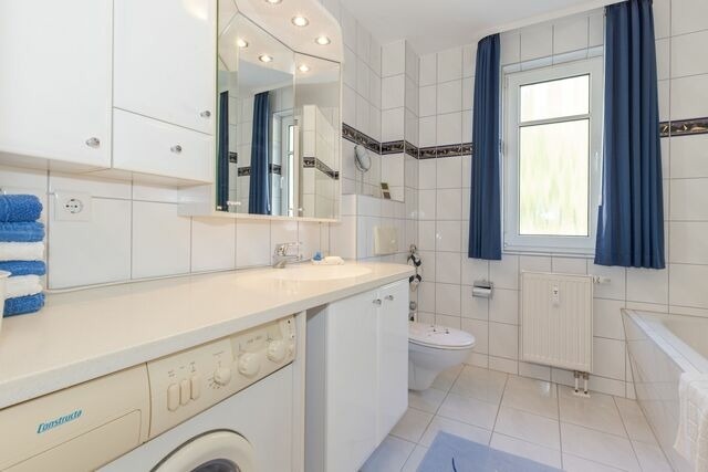 Ferienwohnung in Sellin - Ferienwohnung "Strandoase am Wald" - Bade- & Erlebniswelt t&auml;glich inklusive - Bild 21