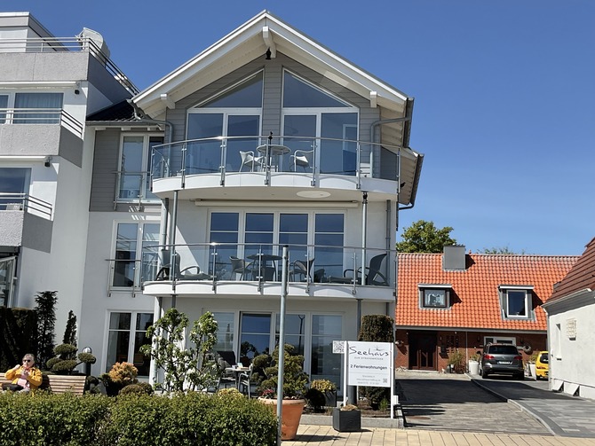 Ferienwohnung in Haffkrug - Seehaus zur Strandbr&uuml;cke - Hausansicht